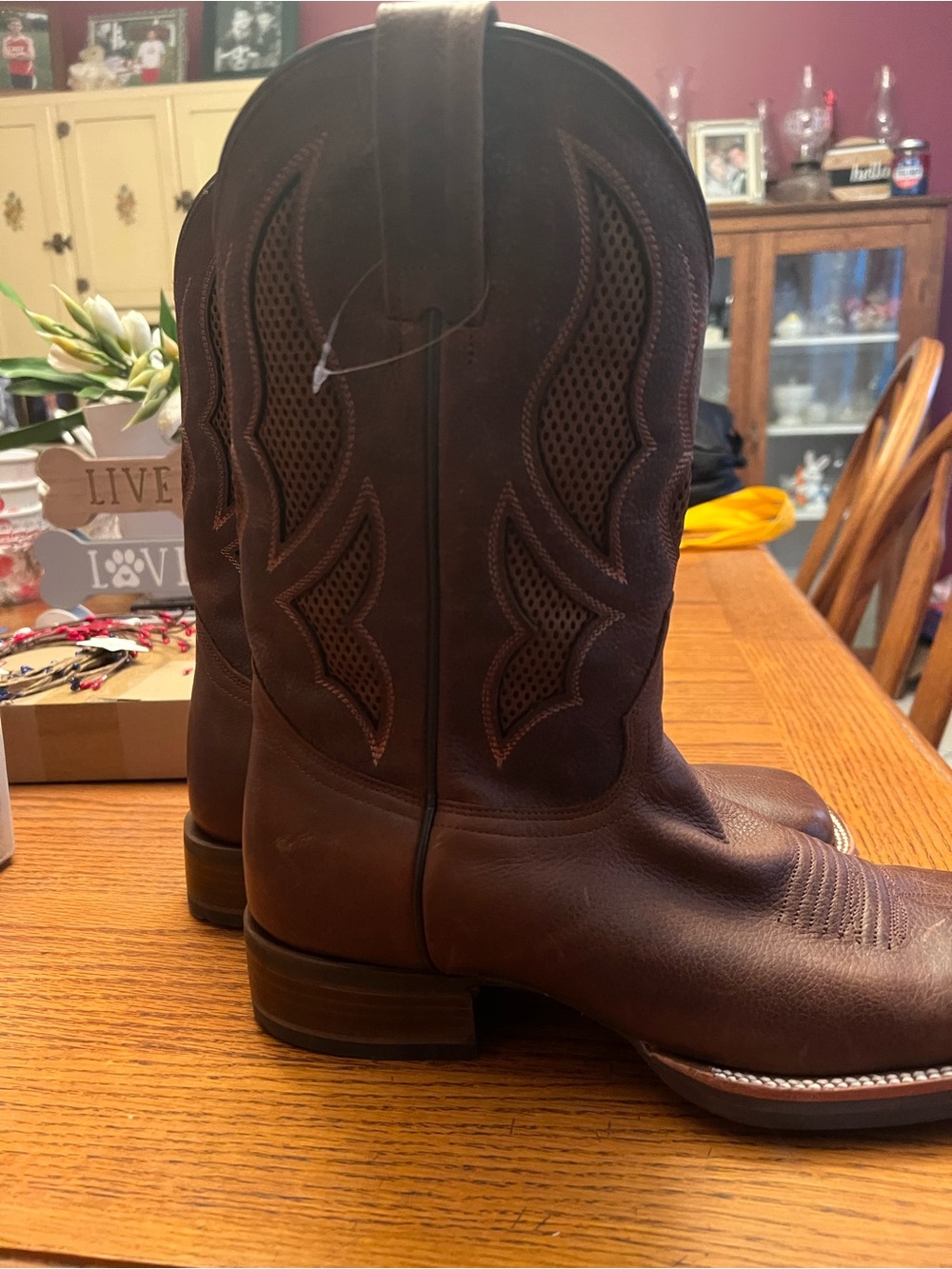 Cody James Men's Brown Leather Cowboy Boots with Decorative Stitching